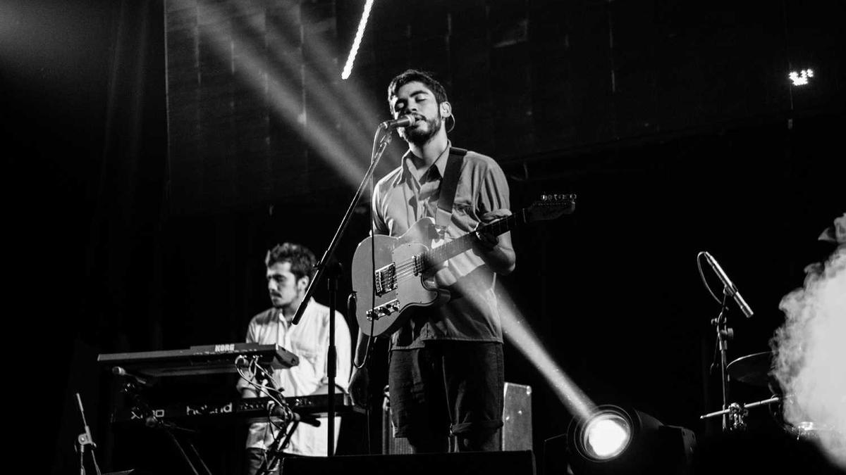 西安和石家庄哪个大